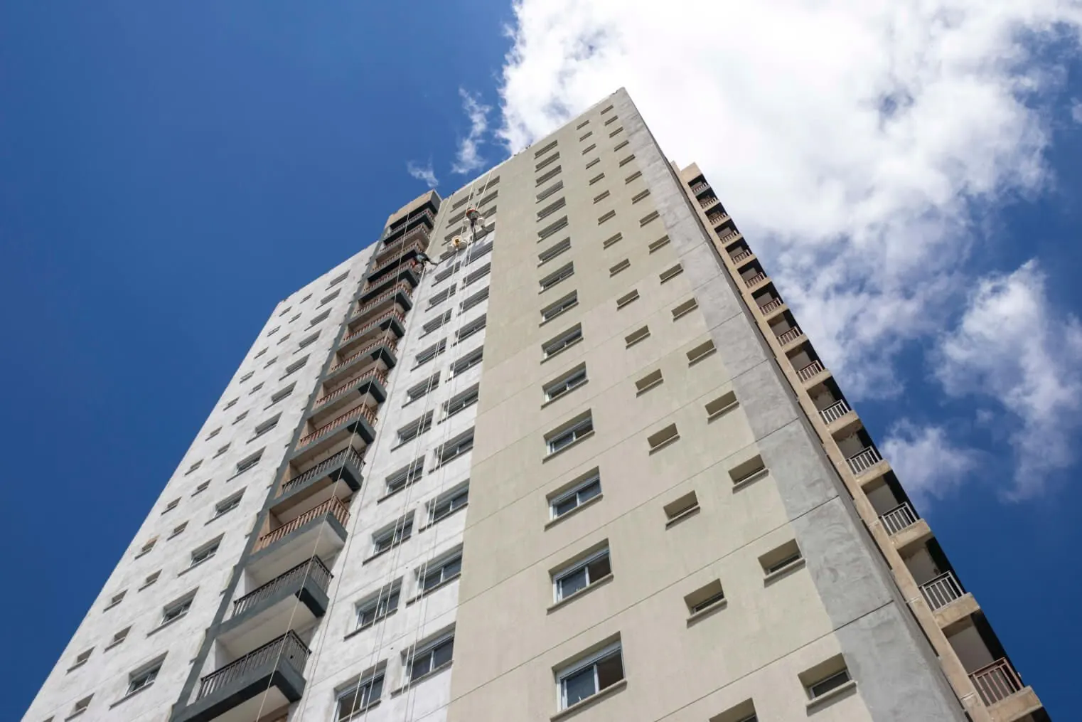 Fachada do Edifício SPOT pronto